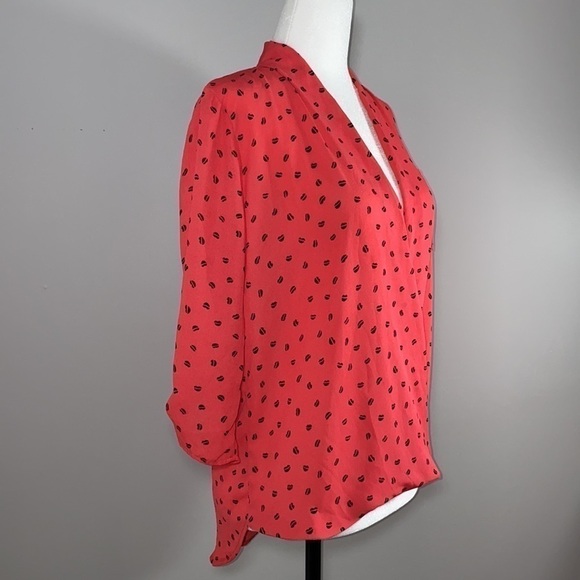 Hearts Patterned Blouse Deep V Pink and Black - Picture 7 of 16